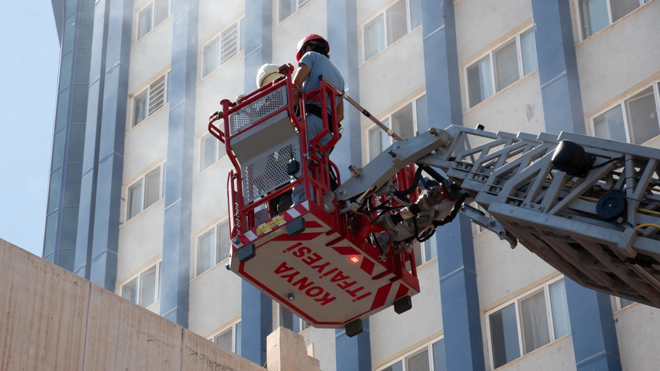 Selçuk Üniversitesi Tıp Fakültesi Hastanesinde yangın eğitimi ve tatbikatı